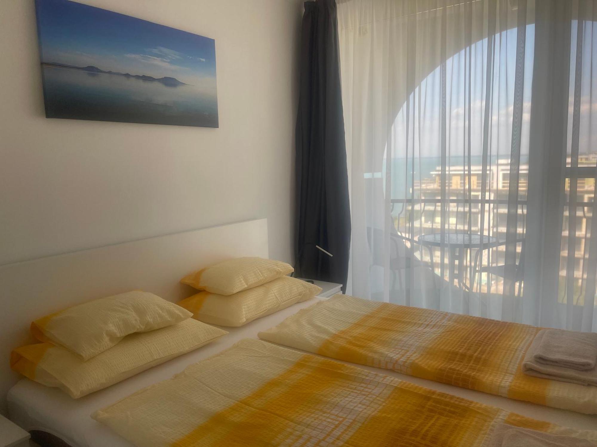 Vizparti Apartman Сиофок Екстериор снимка